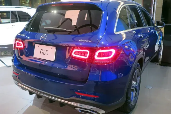 Mercedes-Benz GLC 300 4MATIC 2020 — imagen de referencia