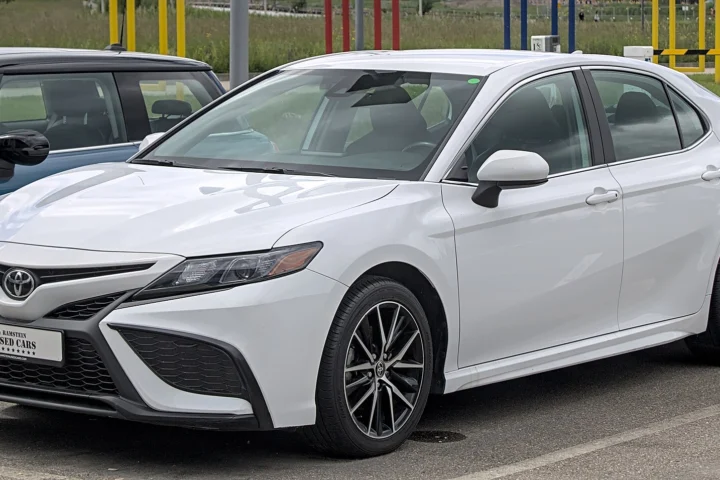 Toyota Camry SE 2020 en venta